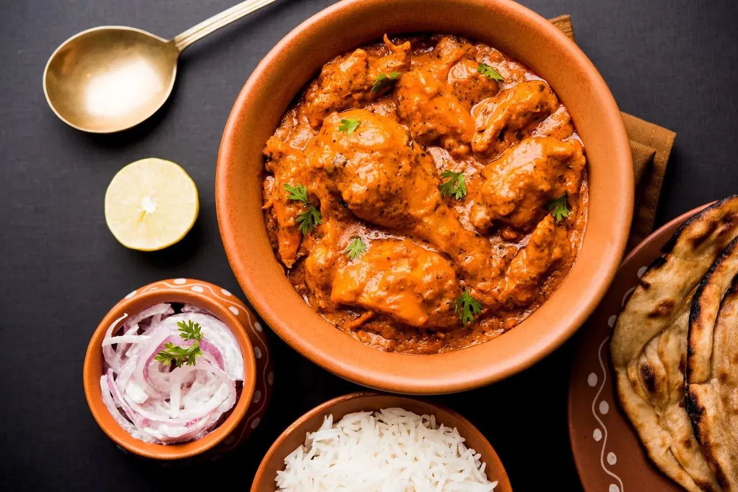 Chicken Tikka Masala Chicken Tikka Masala https://4kym48m6w0dj35od.public.blob.vercel-storage.com/dishes/internal/chicken-tikka-masala-1759419516164.webp